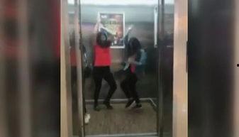 电梯吃瓜视频搞笑,吃瓜群众变身喜剧大师